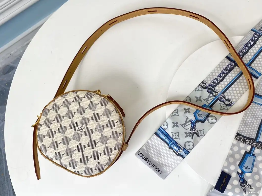 PM VUITTON LOUIS SOUPLE BOITE CHAPEAU 0603
